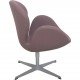 Arne Jacobsen Svane stol i lilla stof 2012