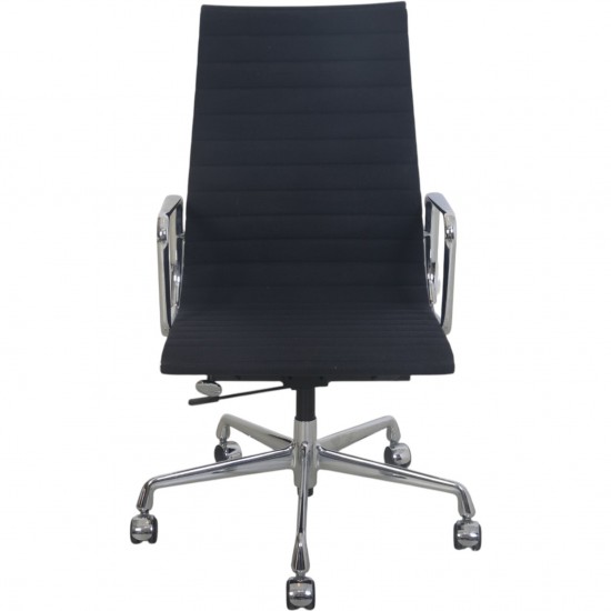 Charles Eames EA119 kontorstol i sort hopsack stof 2008
