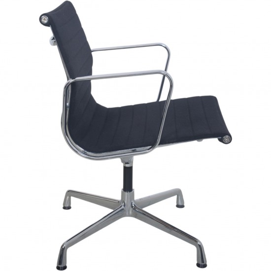 Charles Eames EA108 stol i sort hopsack stof 2008