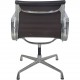 Charles Eames EA108 stol i brunt læder 2007