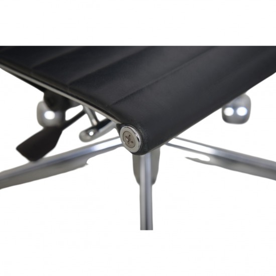 Charles Eames EA117 kontorstol i sort læder 2014