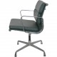 Charles Eames EA208 stol i grønt læder 2008