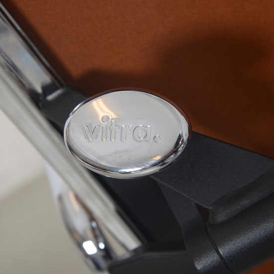 Charles Eames EA217 kontorstol i cognac læder 2022