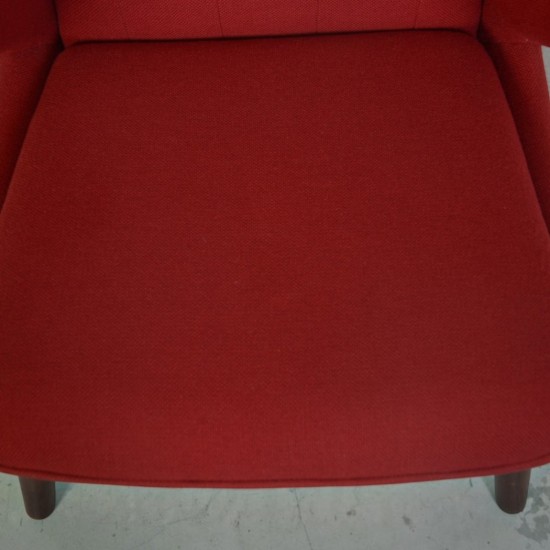 Hans Wegner Bamse stol i rød Hallingdal stof 1960'erne