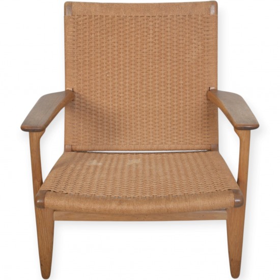 Hans Wegner CH25 stol i eg 1960'erne