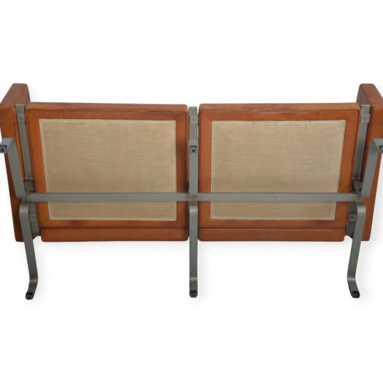 Poul Kjærholm PK31/2 sofa i patineret cognac læder 1970'erne