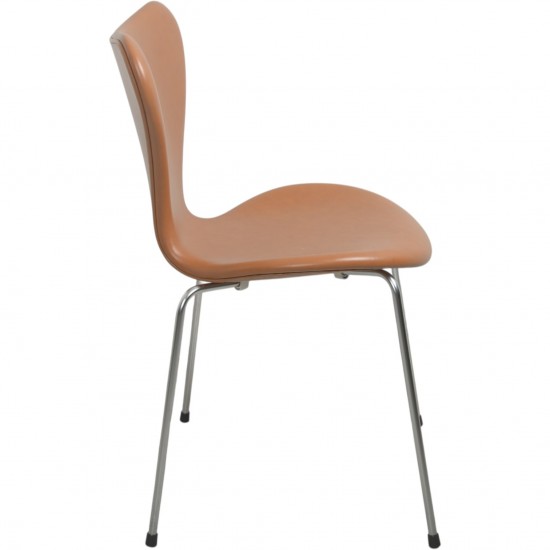 Sæt af 4 Arne Jacobsen Syver stole i cognac classic læder