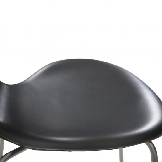 Sæt af 6 Arne Jacobsen Syver stole i sort classic læder