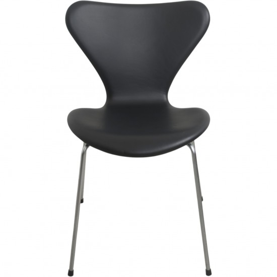 Sæt af 6 Arne Jacobsen Syver stole i sort classic læder