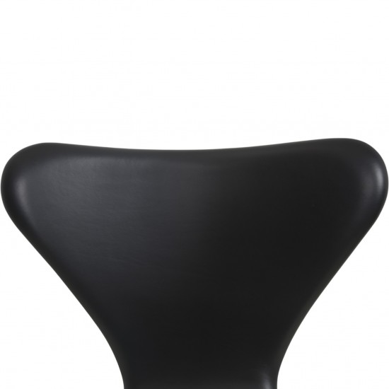 Sæt af 6 Arne Jacobsen Syver stole i sort classic læder