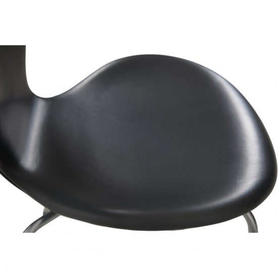 Sæt af 6 Arne Jacobsen Syver stole i sort classic læder