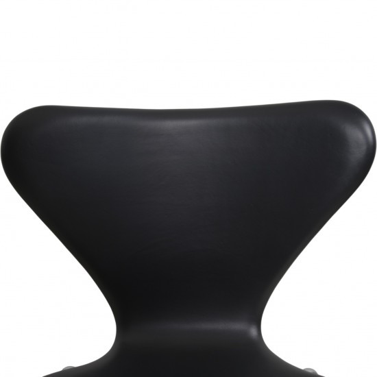 Sæt af 6 Arne Jacobsen Syver stole i sort classic læder