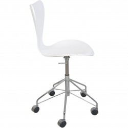 Arne Jacobsen hvid 3117 kontorstol 2008