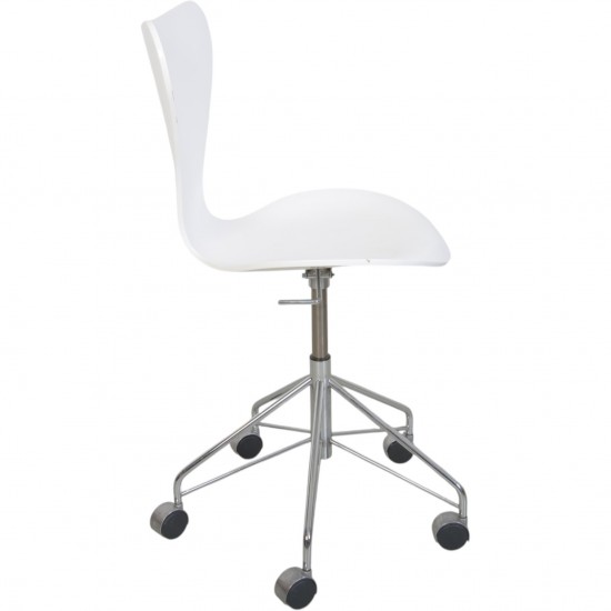 Arne Jacobsen hvid 3117 kontorstol 2008