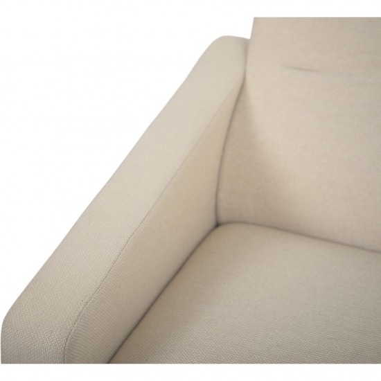 Arne Jacobsen 3301 Lufthavnsstol i beige stof 1970'erne