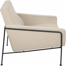 Arne Jacobsen 3301 Lufthavnsstol i beige stof 1970'erne