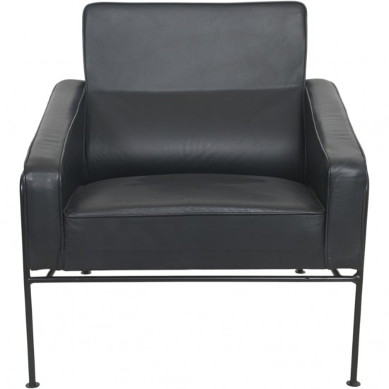 Arne Jacobsen 3301 Lufthavnsstol i sort læder 1980'erne