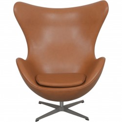 Arne Jacobsen Ægget stol i cognac classic læder 2000'erne