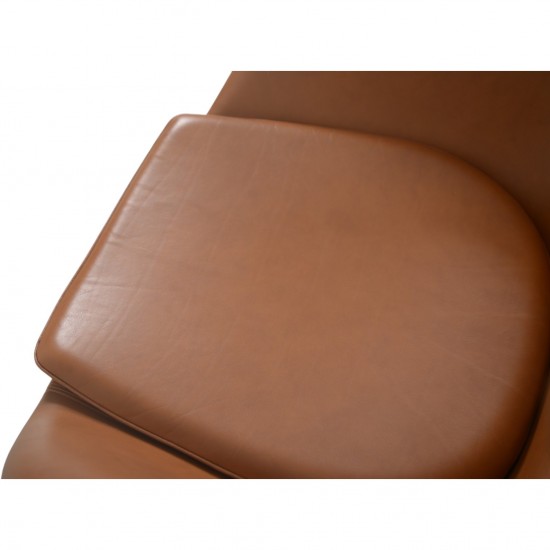 Arne Jacobsen Ægget stol i cognac classic læder 2000'erne