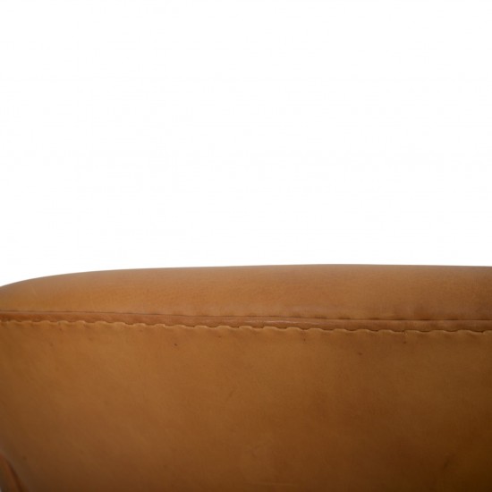 Arne Jacobsen Svane sofa i cognac anilin læder 2001