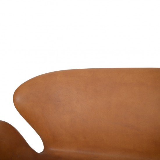 Arne Jacobsen Svane sofa i cognac anilin læder 2001