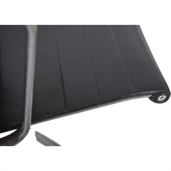 Charles Eames Ea109 stol i sort læder 2007