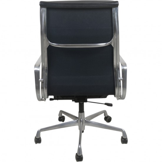 Charles Eames EA219 kontorstol i sort læder 2007