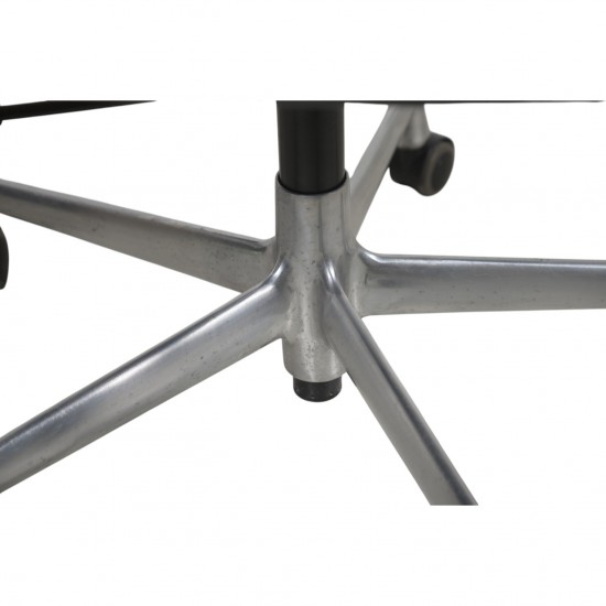 Charles Eames EA219 kontorstol i sort læder 2007
