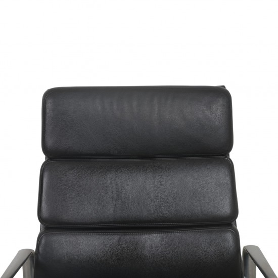 Charles Eames EA219 kontorstol i sort læder 2007