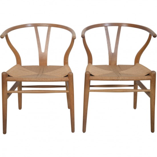 Sæt af to Hans Wegner CH24 Y-stole i eg 1970'erne