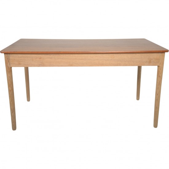 Hans Wegner AT305 skrivebord i eg og teak 1960'erne