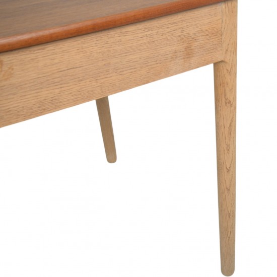 Hans Wegner AT305 skrivebord i eg og teak 1960'erne