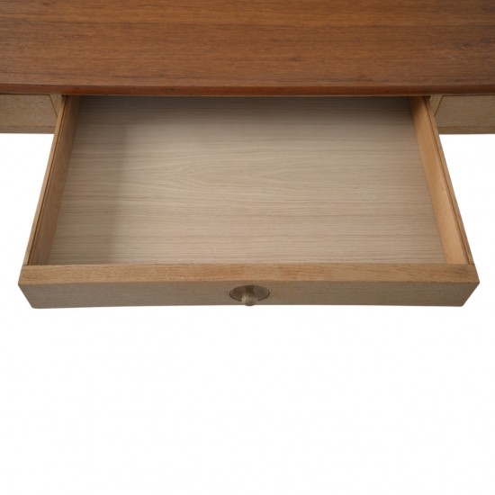 Hans Wegner AT305 skrivebord i eg og teak 1960'erne