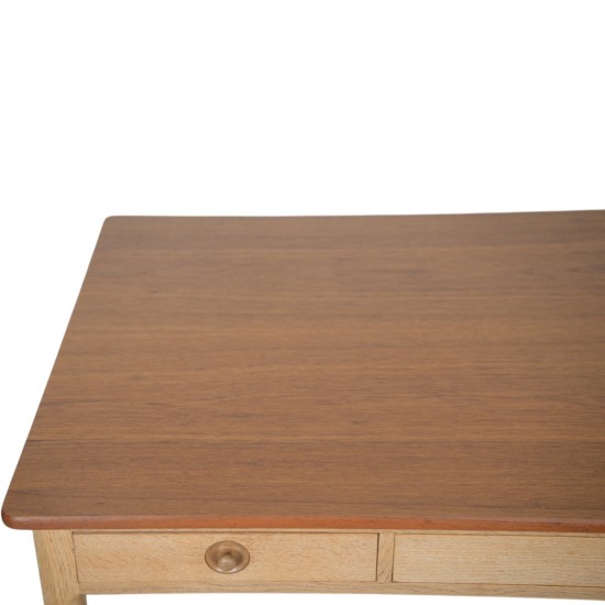 Hans Wegner AT305 skrivebord i eg og teak 1960'erne