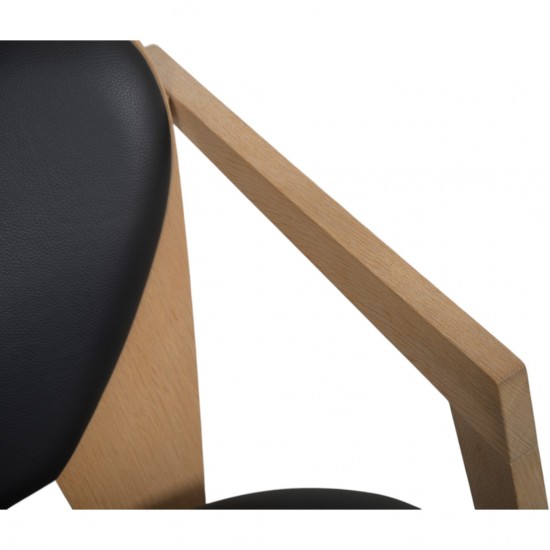 Hans Wegner GE460 Butterfly stol i eg og sort læder 2015