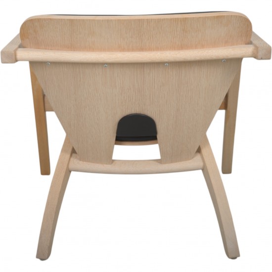 Hans Wegner GE460 Butterfly stol i eg og sort læder 2015