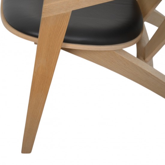 Hans Wegner GE460 Butterfly stol i eg og sort læder 2015