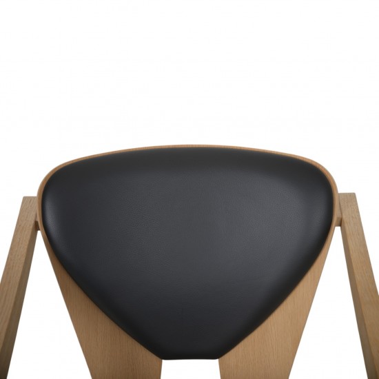 Hans Wegner GE460 Butterfly stol i eg og sort læder 2015