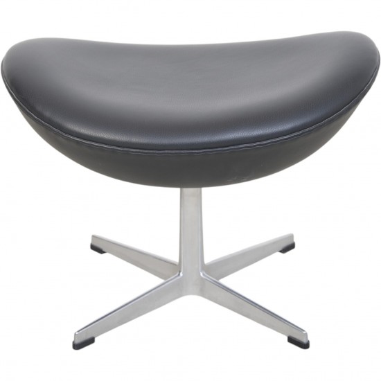 Arne Jacobsen Ægge skammel i sort aura læder 2016