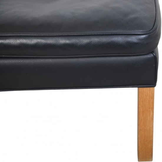 Børge Mogensen 2202 skammel i sort læder 2020