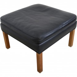 Børge Mogensen 2202 skammel i sort læder 2020