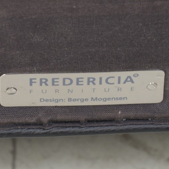 Børge Mogensen 2204 øreklapstol i sort læder 2020