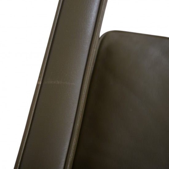 Børge Mogensen 2421 lounge chair in green leather 1980s