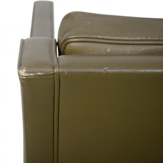 Børge Mogensen 2421 lounge chair in green leather 1980s