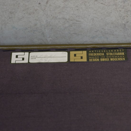 Børge Mogensen 2421 lounge chair in green leather 1980s