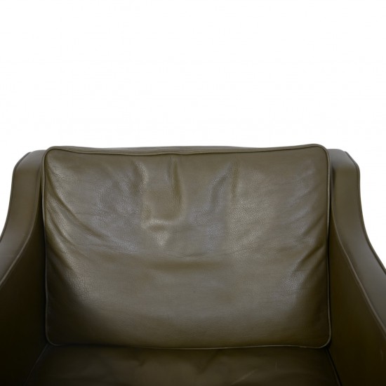Børge Mogensen 2421 lounge chair in green leather 1980s