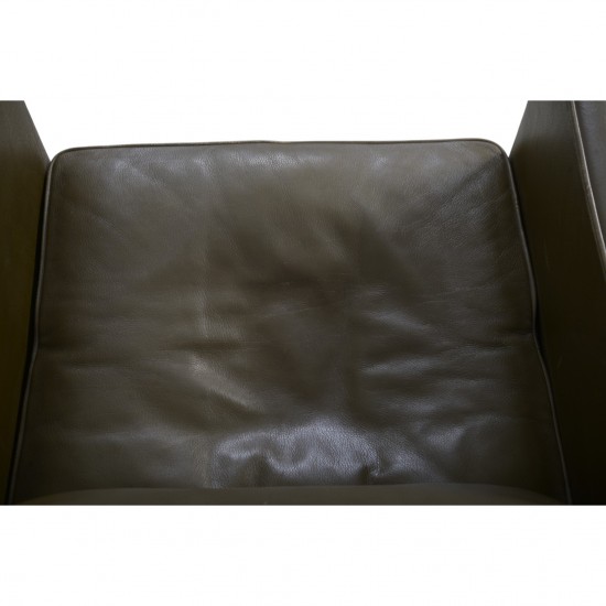 Børge Mogensen 2421 lounge chair in green leather 1980s
