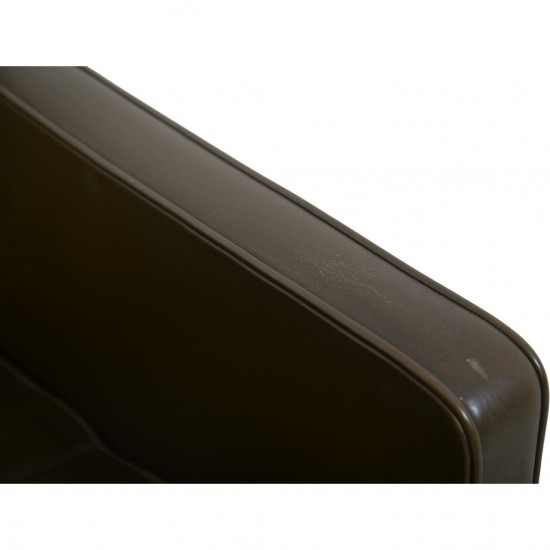 Børge Mogensen 2421 lænestol i grønt læder 1980'erne