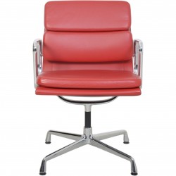Charles Eames Ea-208 i rødt læder 2005