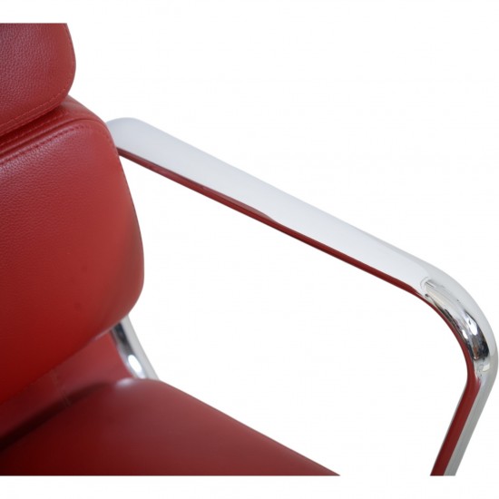 Charles Eames Ea-208 i rødt læder 2005